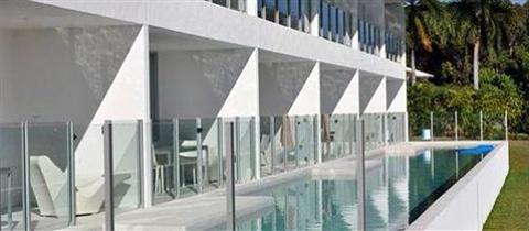 фото отеля Pool Resort Port Douglas