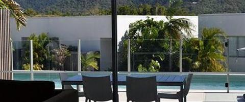 фото отеля Pool Resort Port Douglas