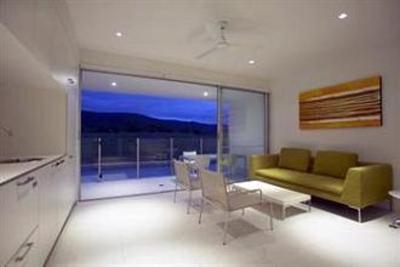 фото отеля Pool Resort Port Douglas