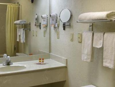 фото отеля Howard Johnson Statesboro