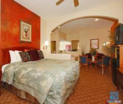фото отеля BEST WESTERN Northwest Inn & Suites
