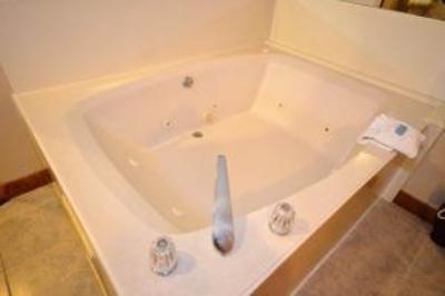фото отеля BEST WESTERN Northwest Inn & Suites