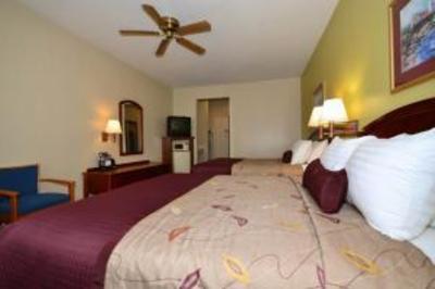 фото отеля BEST WESTERN Northwest Inn & Suites