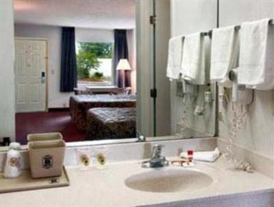 фото отеля Super 8 Richburg/Chester