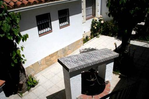 фото отеля Hostal Lleida