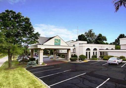 фото отеля Quality Inn Wickliffe