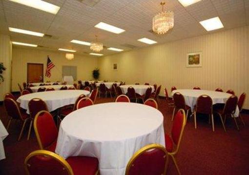 фото отеля Quality Inn Wickliffe