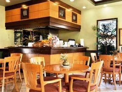 фото отеля Days Inn Sun City Center