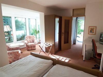 фото отеля Hotel Hubertus Hannover