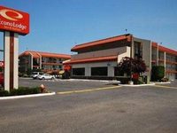 Econo Lodge Inn & Suites Bellingham