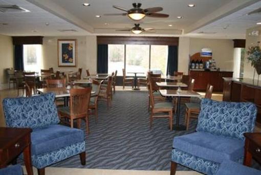 фото отеля Holiday Inn Express Seaford