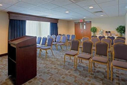 фото отеля Holiday Inn Express Seaford