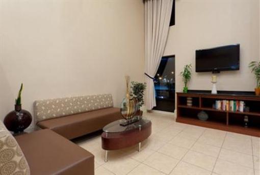 фото отеля Holiday Inn Express Seaford