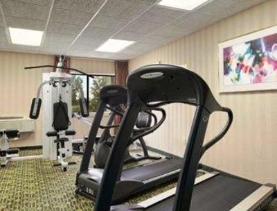 фото отеля Baymont Inn & Suites Warren