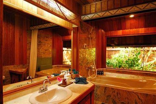 фото отеля Palau Plantation Resort