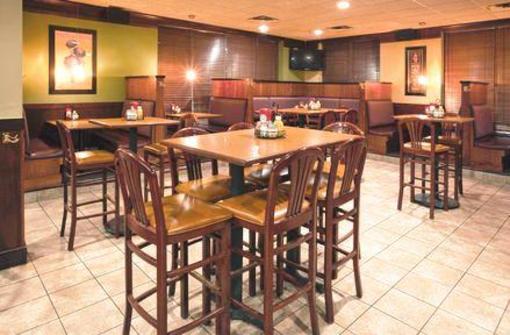 фото отеля Holiday Inn Willmar Conference Center