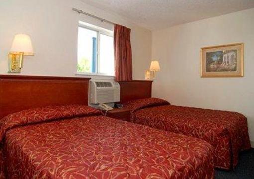 фото отеля Suburban Extended Stay Orlando North Casselberry