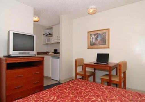 фото отеля Suburban Extended Stay Orlando North Casselberry