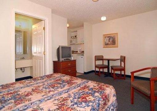 фото отеля Suburban Extended Stay Orlando North Casselberry