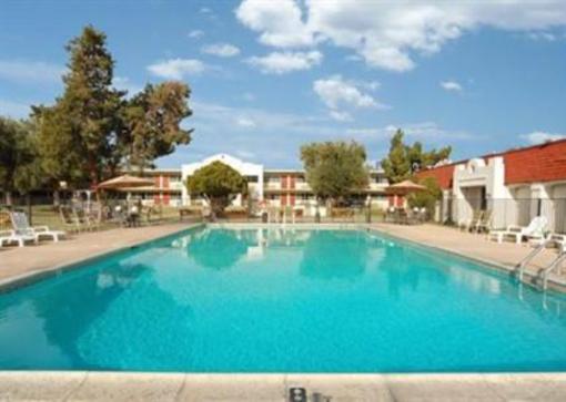 фото отеля Quality Inn Barstow
