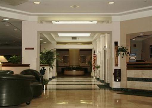 фото отеля Radisson Hotel Cleveland Airport