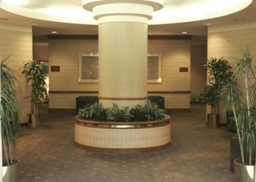 фото отеля Radisson Hotel Cleveland Airport