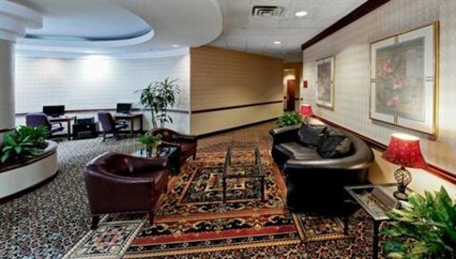 фото отеля Radisson Hotel Cleveland Airport