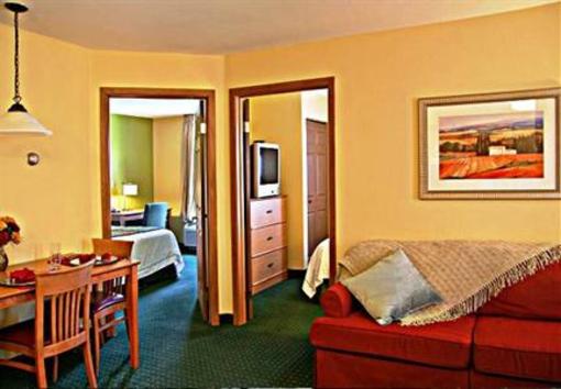 фото отеля TownePlace Suites Phoenix Metrocenter Mall