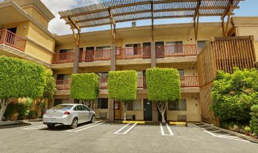 фото отеля BEST WESTERN Eagle Rock Inn