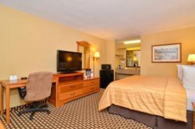 фото отеля Best Western Hospitality Hotel & Suites Grand Rapids