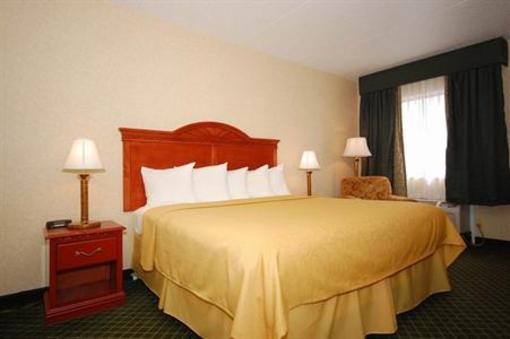 фото отеля Best Western Hospitality Hotel & Suites Grand Rapids