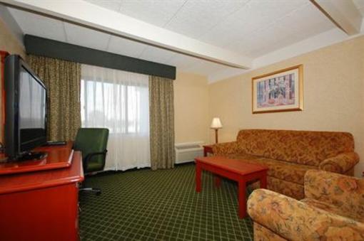 фото отеля Best Western Hospitality Hotel & Suites Grand Rapids