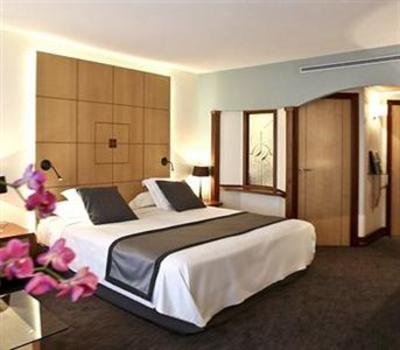 фото отеля Le Grand Hotel les Flamants Roses