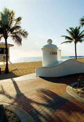 фото отеля Courtyard Fort Lauderdale Beach