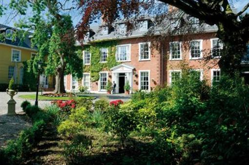 фото отеля Hayfield Manor Hotel