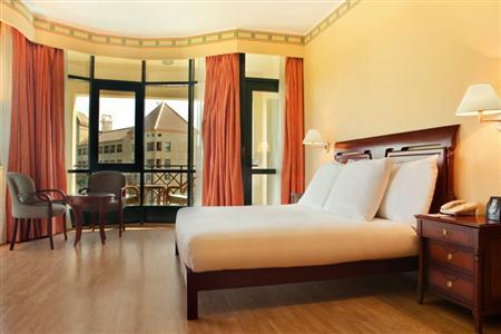 фото отеля Hilton Pyramids Golf Resort