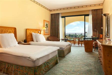 фото отеля Hilton Pyramids Golf Resort