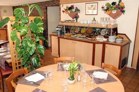 фото отеля Comfort Hotel Bretigny-sur-Orge