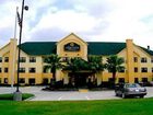 фото отеля La Quinta Inn and Suites Willowbrook