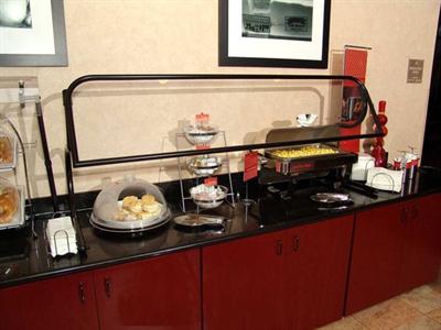 фото отеля Hampton Inn Orlando - Florida Mall