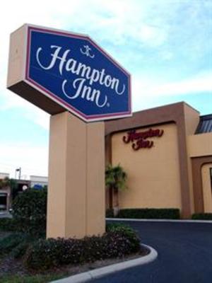 фото отеля Hampton Inn Orlando - Florida Mall