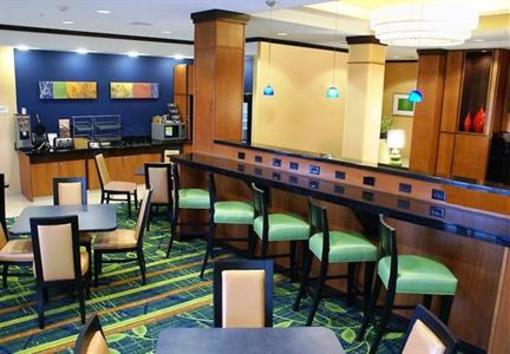 фото отеля Fairfield Inn & Suites Kingsburg