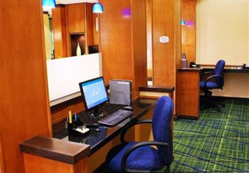 фото отеля Fairfield Inn & Suites Kingsburg