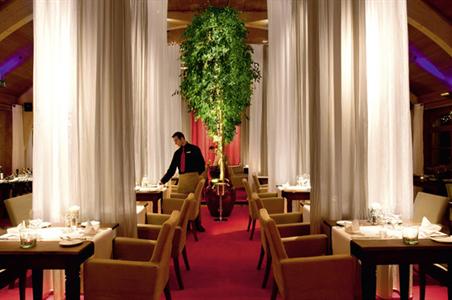 фото отеля Schloss Elmau Luxury Spa & Cultural Hideaway
