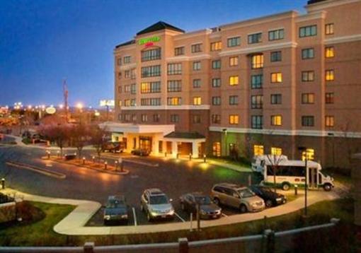 фото отеля Courtyard Newark Elizabeth