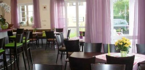 фото отеля Cafe Moment