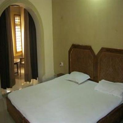 фото отеля Hotel New Shankar International