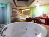 Sugar Motel