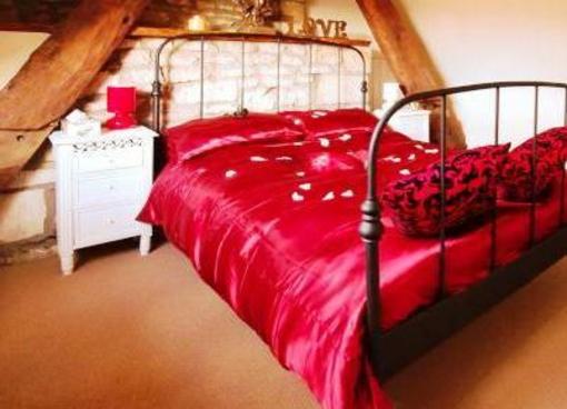 фото отеля Vine Tree Cottage