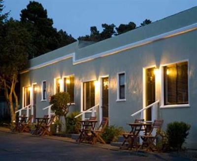фото отеля Shoreline Cottages
